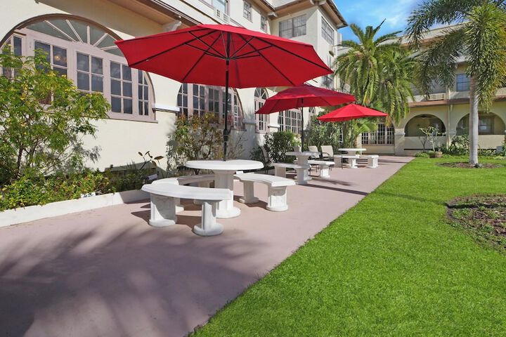 Crystal Bay Historic Hotel