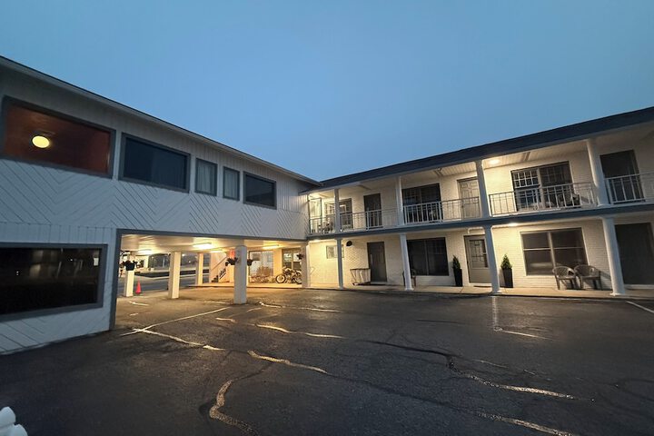 Continental Inn