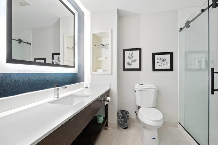 Country Inn & Suites by Radisson Merrillville, IN