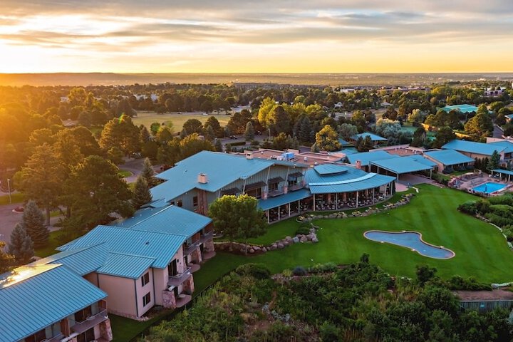 Garden of the Gods Resort and Club