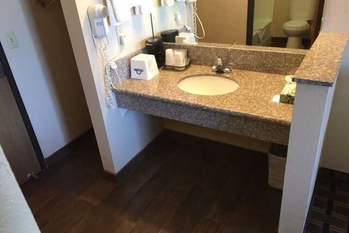 Room 20 of 41