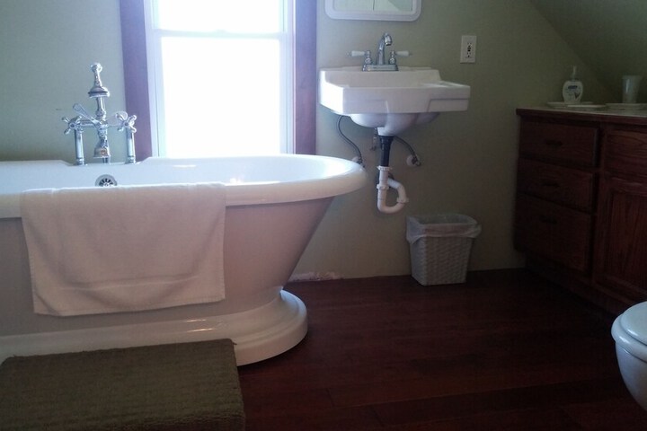 Island Guest House B & B