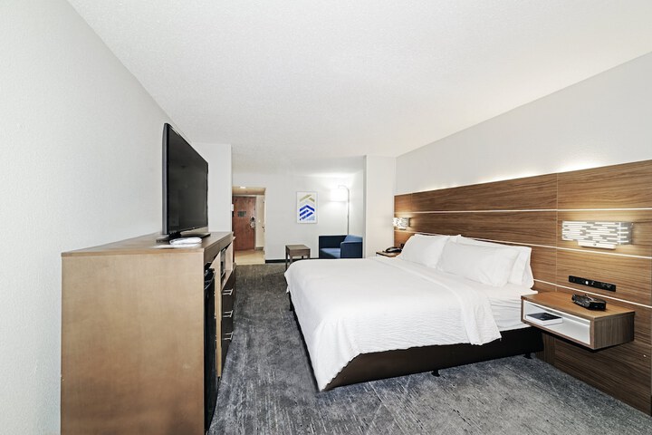 Room 30 of 55