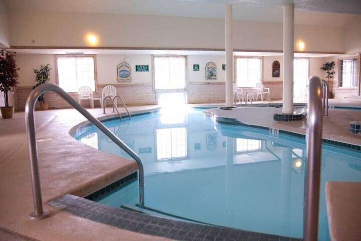 Pool 4 of 30