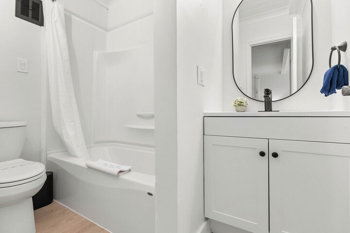 Room 18 of 30