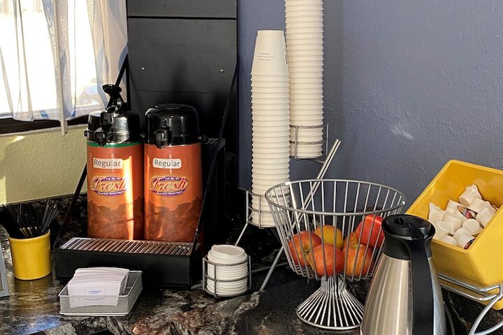 Breakfast/Coffee Service 27 of 30