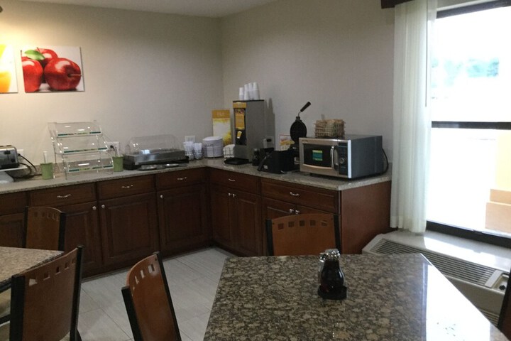 Quality Inn Arcola