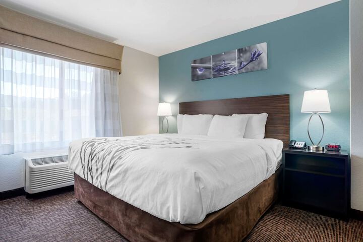 Room 12 of 31