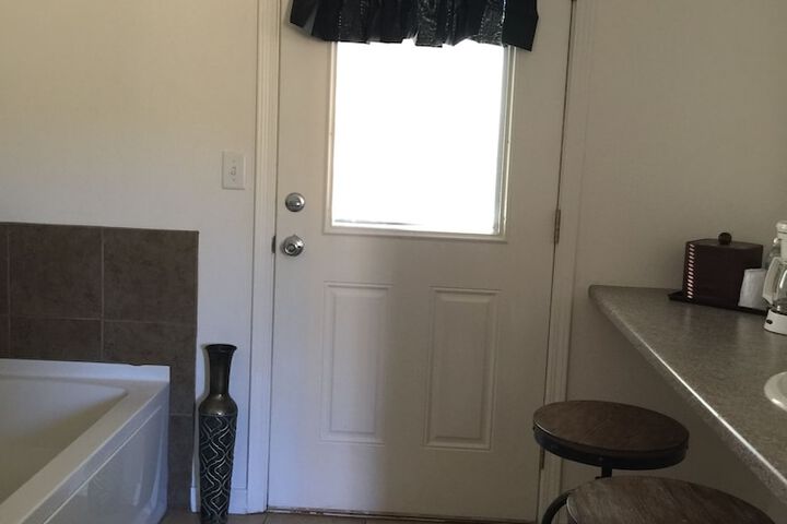 Room 64 of 117