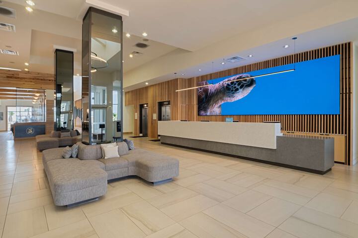 Hotel Interior 26 of 187