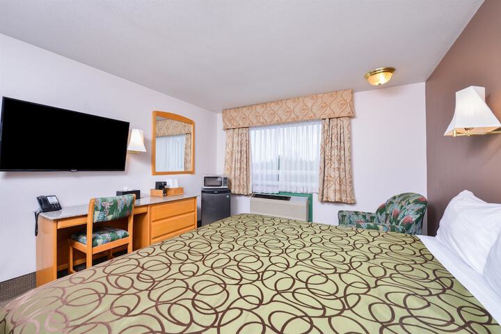 Room 27 of 39