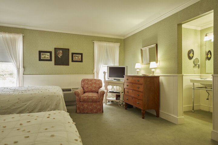 Room 89 of 126