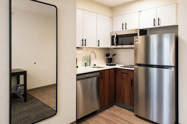 Staybridge Suites Middleton Madison-West by IHG
