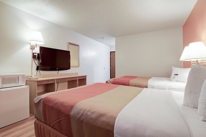 Motel 6 Colby KS