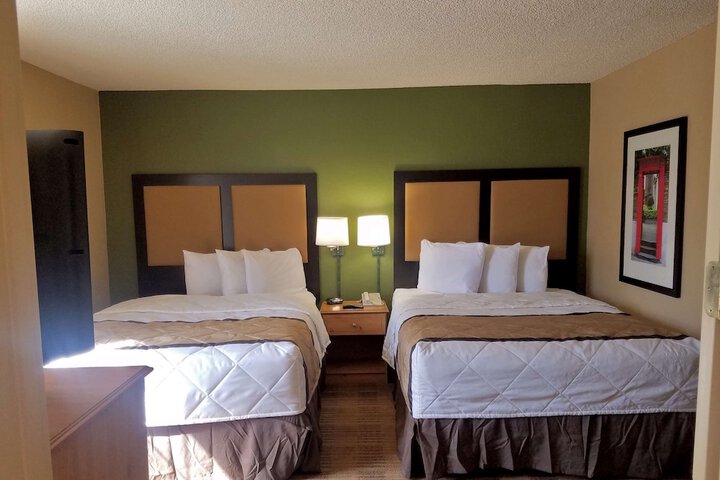 Room 30 of 42