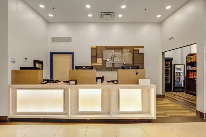Hotel 5 of 68