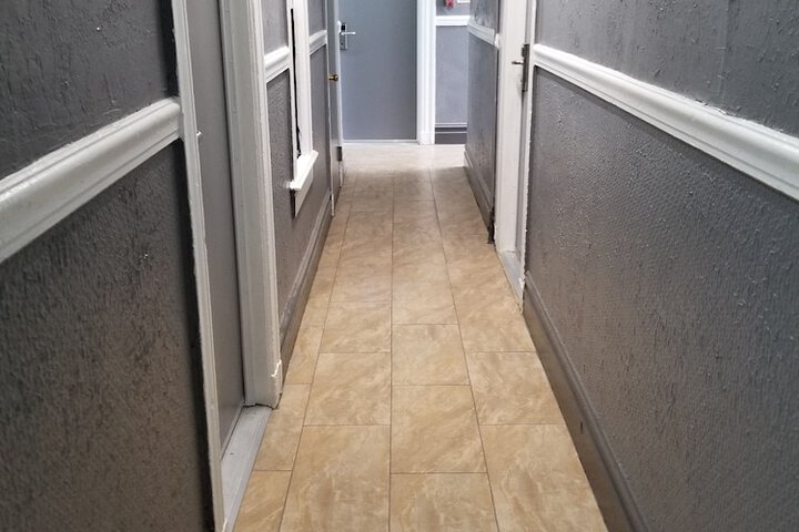 Ballroom/Hall 42 of 43
