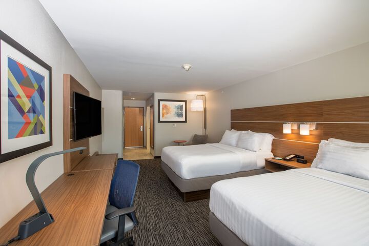 Room 19 of 33