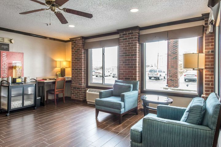 Comfort Inn Weirton - Steubenville
