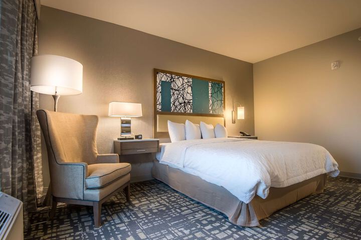 Hampton Inn & Suites Dallas-The Colony TX
