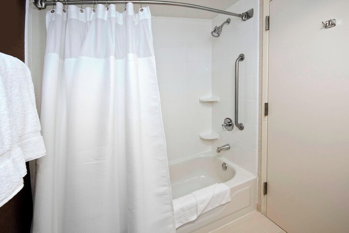 Fairfield Inn by Marriott Raleigh Airport / RTP