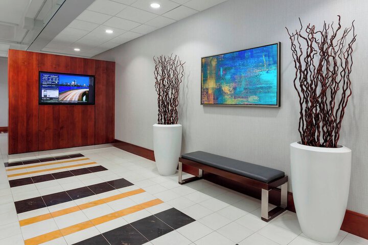 Courtyard by Marriott Boston-Cambridge