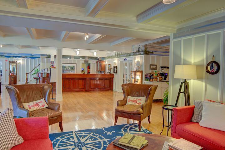 Hotel Interior 7 of 133