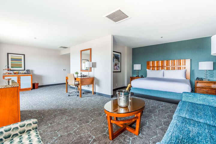 DoubleTree by Hilton Carson
