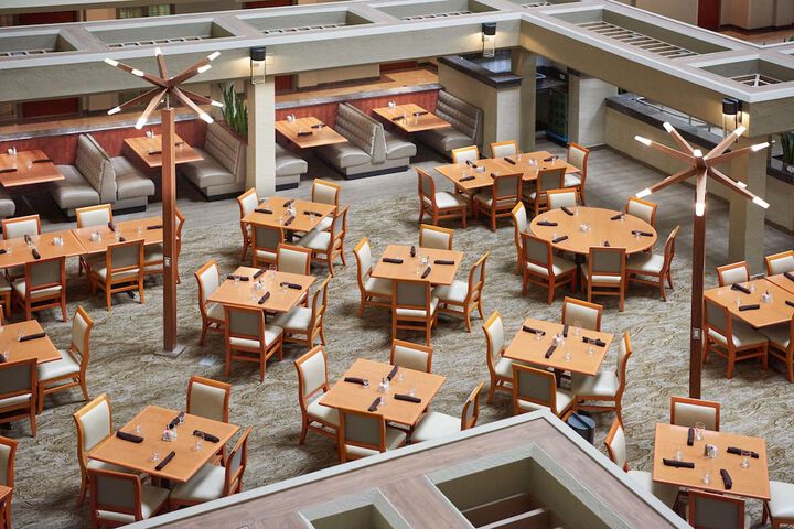 DoubleTree by Hilton Fresno Convention Center