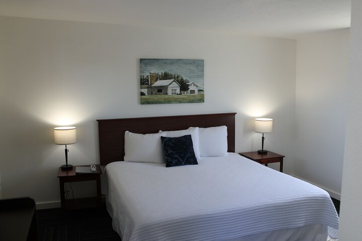 Room 9 of 36