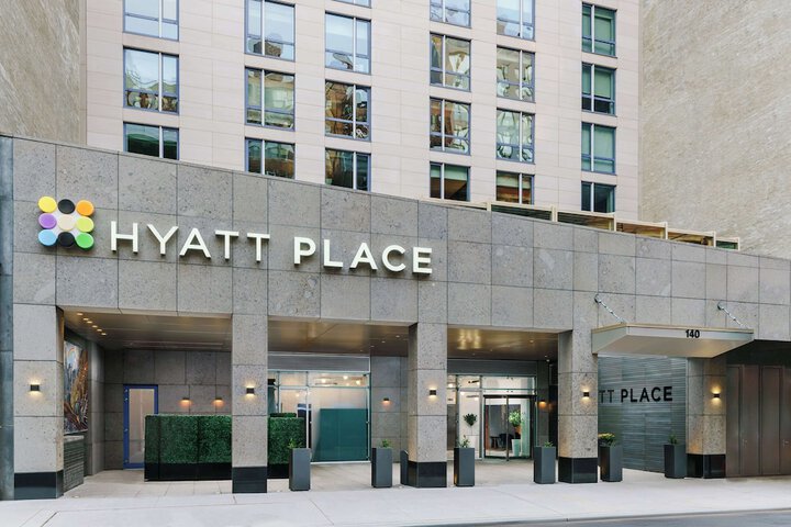 Hotel 5 of 62