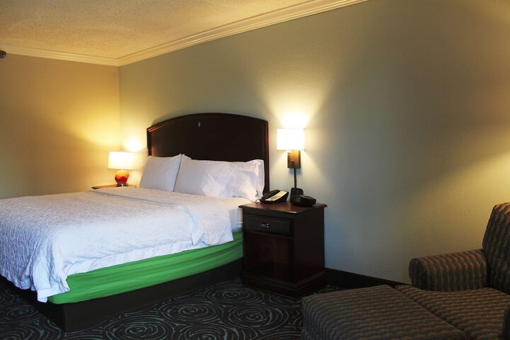 Room 18 of 36
