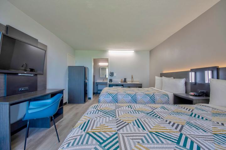Room 21 of 24