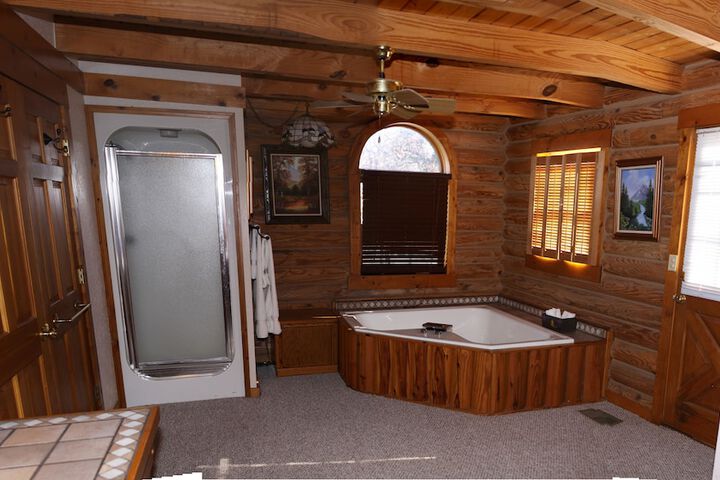 Hot Tub 46 of 48