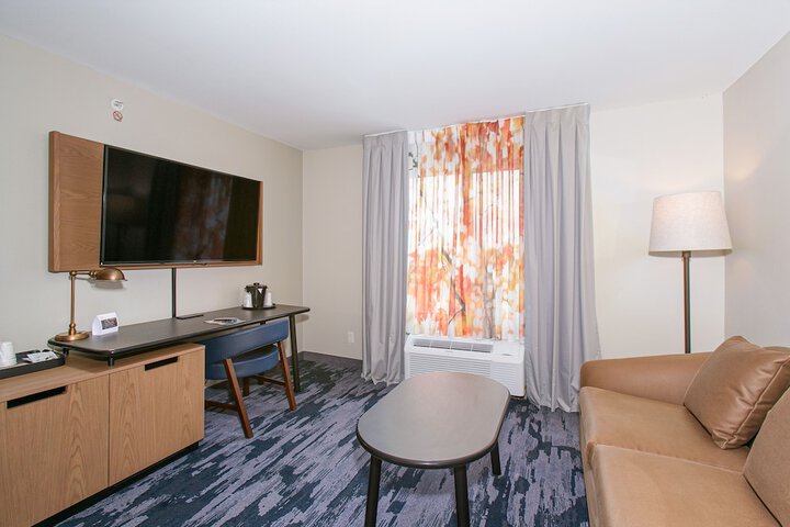 Room 34 of 46