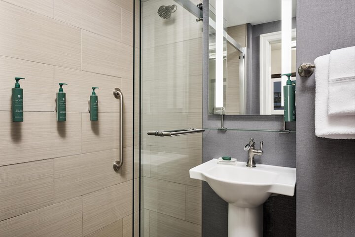 Hotel Alex Johnson Rapid City Curio Collection by Hilton