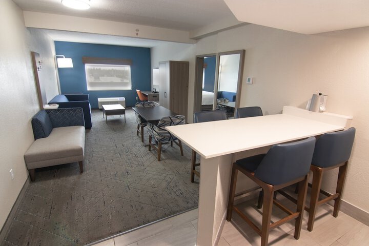 Room 53 of 72