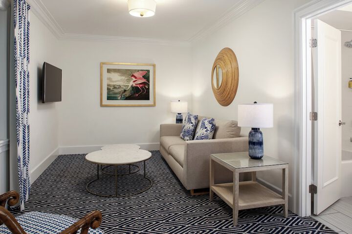 Room 50 of 119