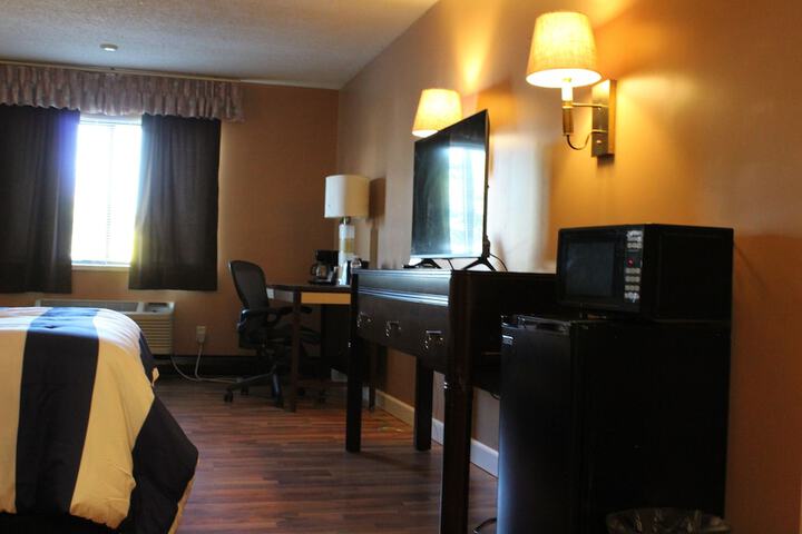 Bellevue Hotel & Suites