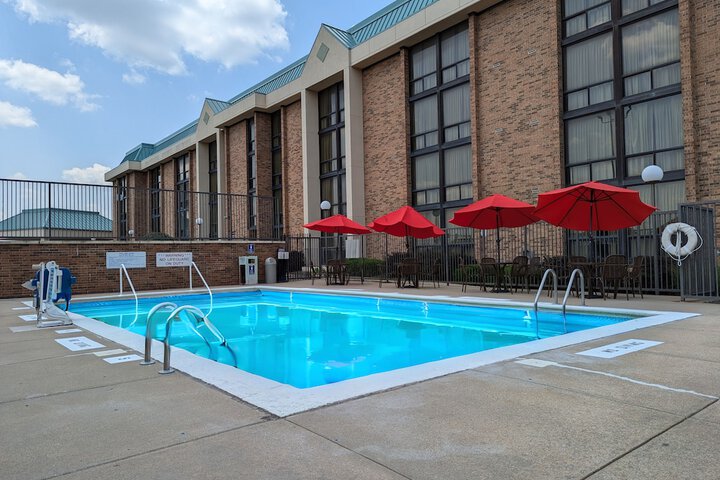Pool 3 of 28