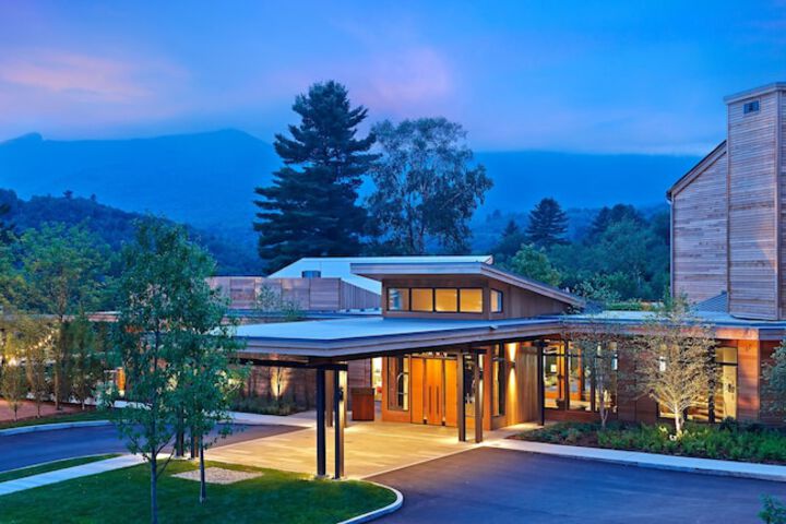 Topnotch Resort