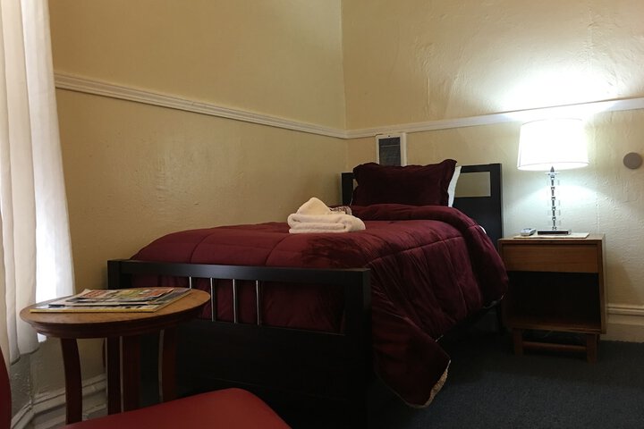 Room 40 of 54