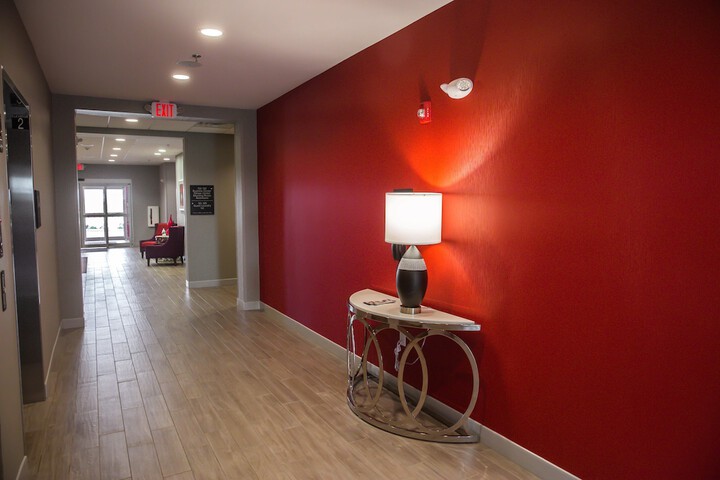 Ballroom/Hall 32 of 37