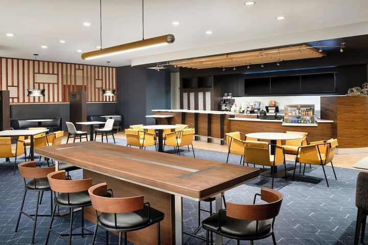 Courtyard by Marriott Charlotte City Center