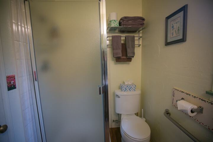 Room 124 of 236