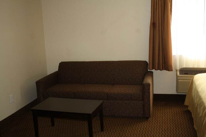 Room 32 of 129