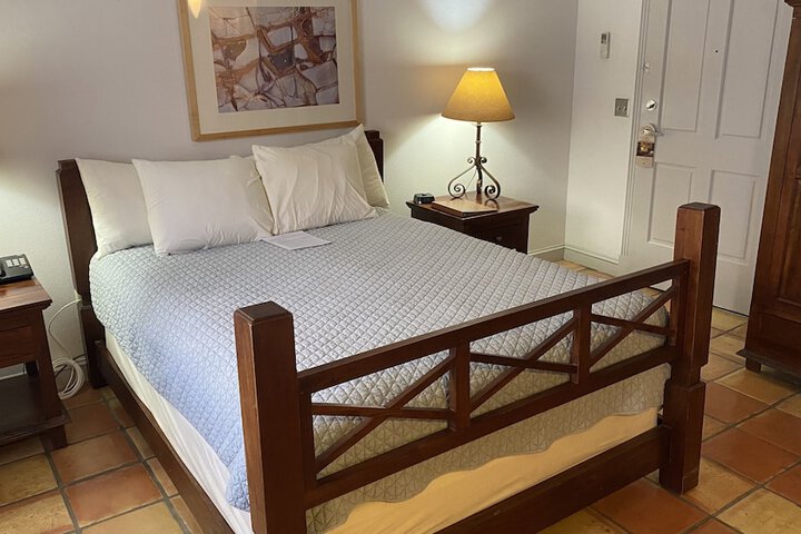 Room 29 of 49