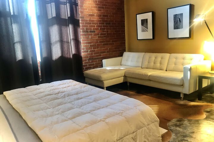 Room 14 of 38