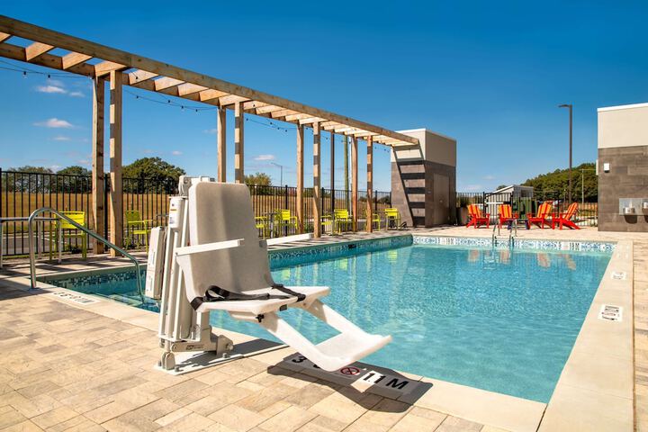Pool 3 of 38