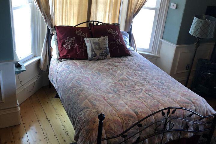 Room 26 of 50